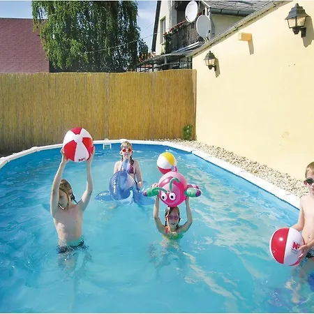Holiday home Holiday Vadvirag Utca-siofok-kiliti