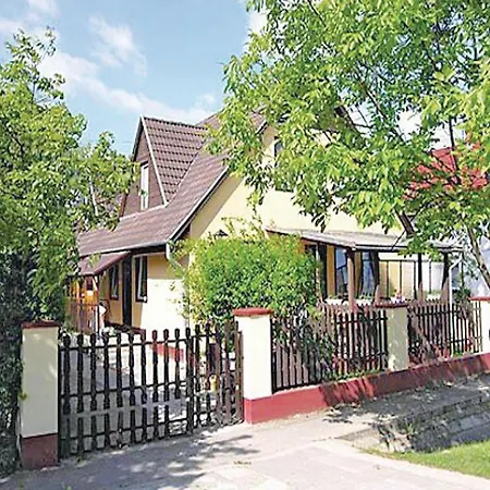 Holiday home Holiday Vadvirag Utca-siofok-kiliti Siofok