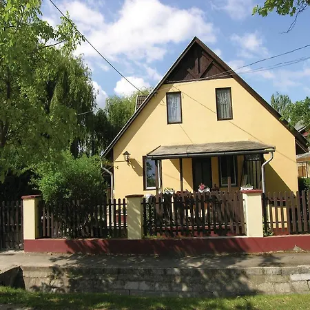 Holiday Vadvirag Utca-siofok-kiliti Holiday home Siofok